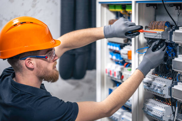 Best Electrical Contractors for Businesses  in Bartlett, IL